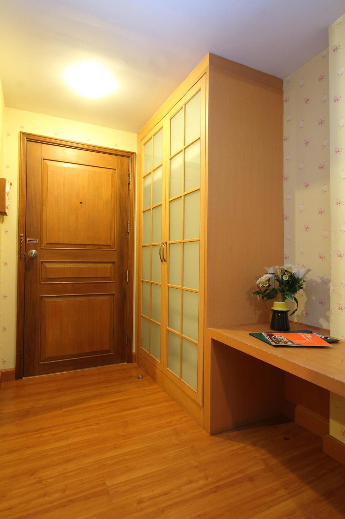 Khách sạn Silom Avenue 3*