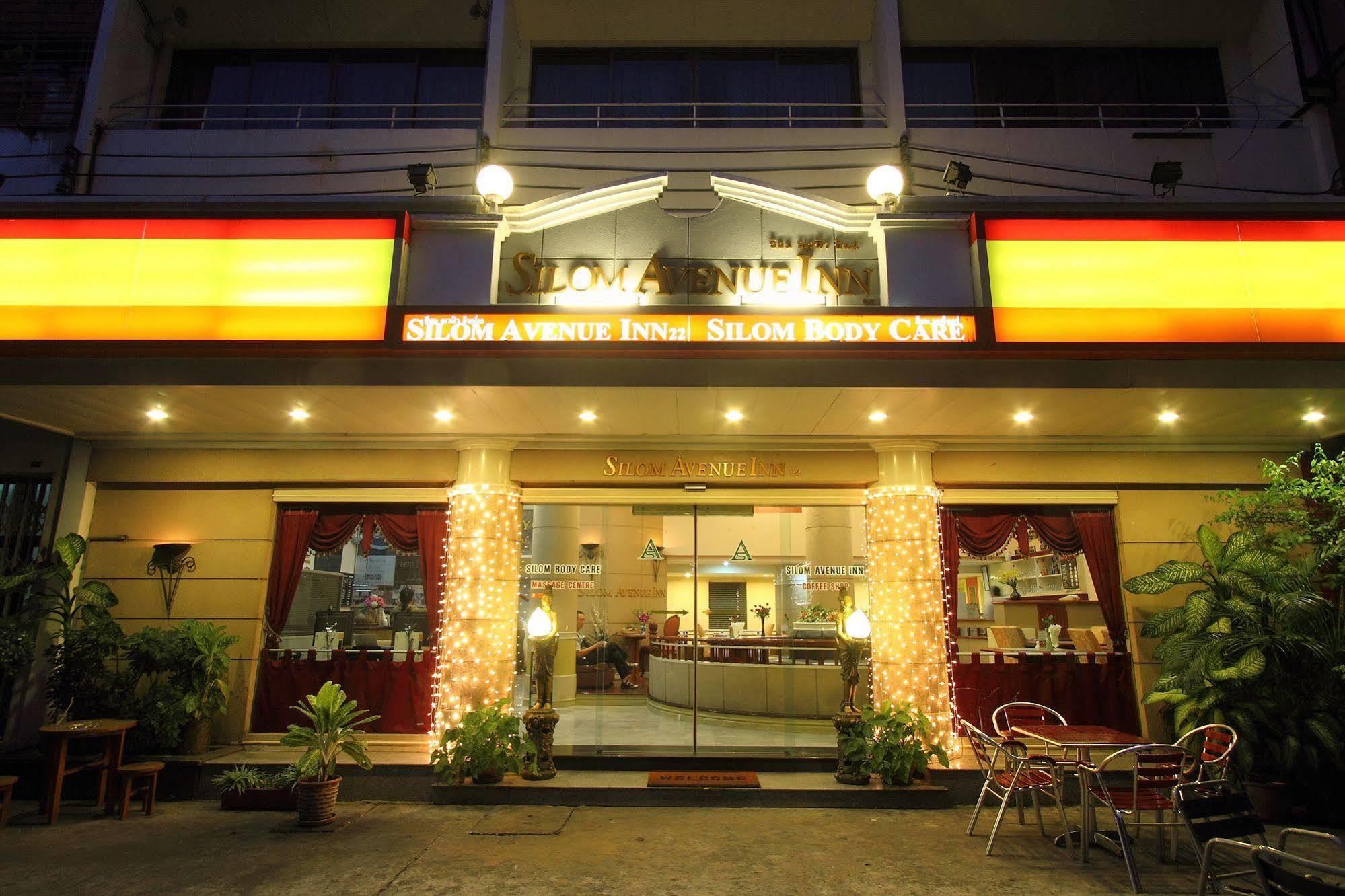 Silom Avenue Khách sạn 3*